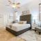 Hosteeva Modern Condo Steps to St Charles Ave & Close to FQ - New Orleans
