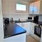 2 Storey 3 Bedroom Chalet -Outdoor Swimming Pool - sleeps up to 6 - 5 min walk to the Beach, near Broads and Great Yarmouth