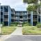 Oceanfront Topsail Beach Retreat - Steps to Shore! - نورث توبسالي بيتش