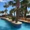 Azure Bliss Oceanfront Condo Sleeps 6 - ميرتل بيتش
