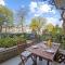True Basel - Zentral I Terrasse mit Rheinblick