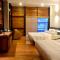 Manuka Hillwood Hotel