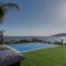 Sounio Black Villa