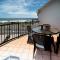 Ocean Views - Top floor