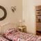 Rome right in the ancient historical center two bedrooms two bath, Up to 6 pax