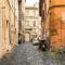 Rome right in the ancient historical center two bedrooms two bath, Up to 6 pax