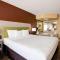Comfort Inn & Suites St Paul Northeast - Vadnais Heights