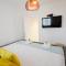 YalaRent Sunny 3BR APT