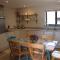 Wonderfully Spacious Luxury Holiday Cottage - Billingshurst