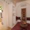 Riad O2