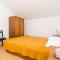Apartments Sutvid