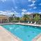River Strand Country Club Condo with Pool Access! - 布雷登顿