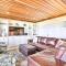 Modern Beachfront Condo with Pool and Beach Access! - Саут-Падре-Айленд