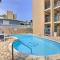 Modern Beachfront Condo with Pool and Beach Access! - Саут-Падре-Айленд