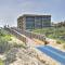 Modern Beachfront Condo with Pool and Beach Access! - Саут-Падре-Айленд