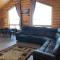 The Wandering Moose Cabin, close to West Yellowstone, Single Level, Hot Tub - Rea