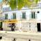 The Central Guesthouse