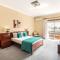 Hotel Colmeia