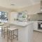 Wangi Lakehouse - Wangi Wangi