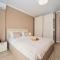Comfy luxury center apartment