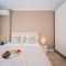 Comfy luxury center apartment