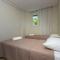 Porto Fino 106 – Lindo Apartamento no Centro de Bombinhas, a 260 Metros da Praia, com Ótimo Custo-Benefício.