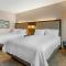 Holiday Inn Express & Suites - Phoenix Dwtn - State Capitol by IHG