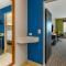 Holiday Inn Express & Suites - Phoenix Dwtn - State Capitol by IHG