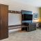 Holiday Inn Express & Suites - Phoenix Dwtn - State Capitol by IHG