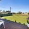 Periwinkle I Pet Friendly I 2 Mins Walk to Beach