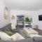 Periwinkle I Pet Friendly I 2 Mins Walk to Beach