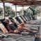Honeyguide Tented Safari Camp - Khoka Moya - 曼耶雷蒂野生动物园