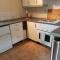 Cottage - Sleeps 4 - Pets Ok - Garden - Parking