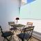 Phaedrus Living: Seaside Luxury Flat Lighthouse 62