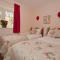 Tros Yr Afon Holiday Cottages and Manor House