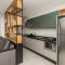 Porto Madero 301 – Apartamento Moderno em Condomínio com Piscina e Academia no Rooftop no Centro de Bombinhas.