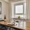 Chic and Bright Apartment Near the Water