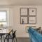 Chic and Bright Apartment Near the Water