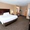 Cobblestone Inn & Suites - Denison | Majestic Hills - Denison