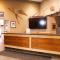 Windtower Lodge Queen Bed Suite-UGParking&Walking2DT