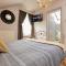 Chapel Cottage Set in a private courtyard in central location with 2 parking spaces