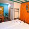 The Flying Pig Beach Hostel Age 18 to 40