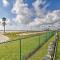 Corpus Christi Escape Pool and Direct Beach Access! - Corpus Christi