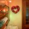 Quail Farm, Colonial charm