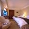 Grand Boss Hotel