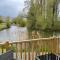 Beautiful and Tranquil Lakeside Lodge - Sleeps 5 - Northampton