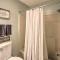 Cozy Bartlett Condo 1 Mi to Attitash Ski Resort!