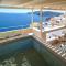 Canvas Suites - Oia