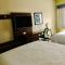 Holiday Inn Express & Suites Cedar Falls - Waterloo, an IHG Hotel