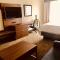 Holiday Inn Express & Suites Cedar Falls - Waterloo, an IHG Hotel